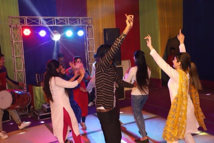 Spectrum Metro — Holi Celebration 2022, photo 17